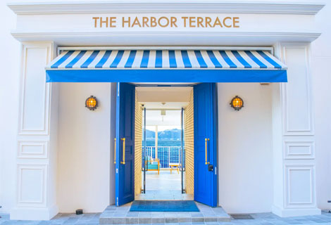 「The Harbor Terrace」